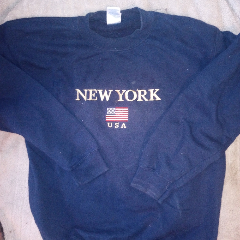 New York sweatshirt
